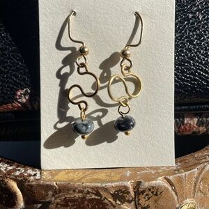 Elegant Gold Infinity Earrings with Black and Gray Accents